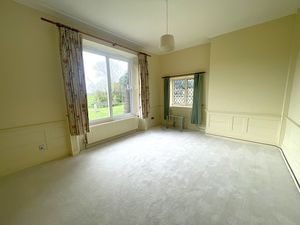 Photo 12- click for photo gallery